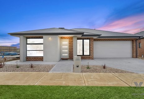 65 Restful Way Rockbank VIC 3335
