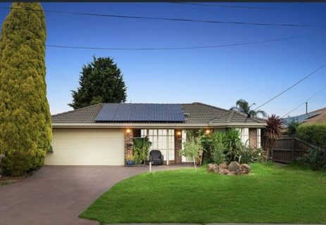 21 Gordon Avenue Altona Meadows VIC 3028 21 Gordon Avenue Altona Meadows VIC 3028