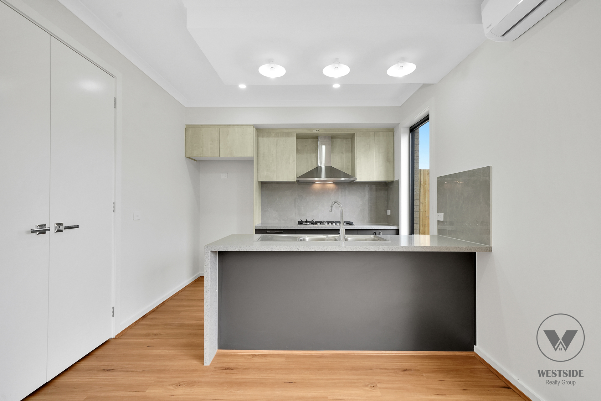 171867687941616637 Rsd