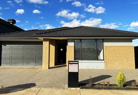 5 Yellowstone Drive Truganina VIC 3029