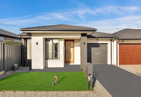 25 Moombil Road Truganina VIC 3029