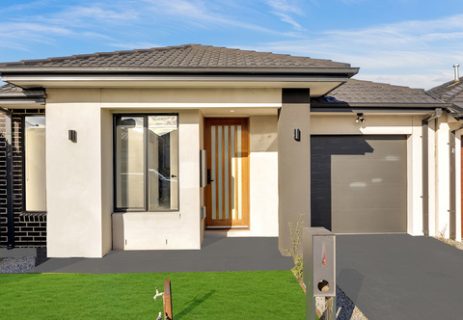 25 Moombil Road Truganina VIC 3029