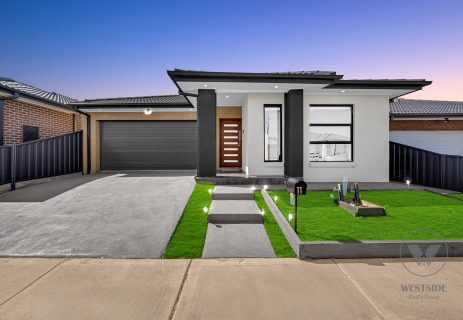 11 Heaton Street Tarneit VIC 3029 11 Heaton Street Tarneit VIC 3029