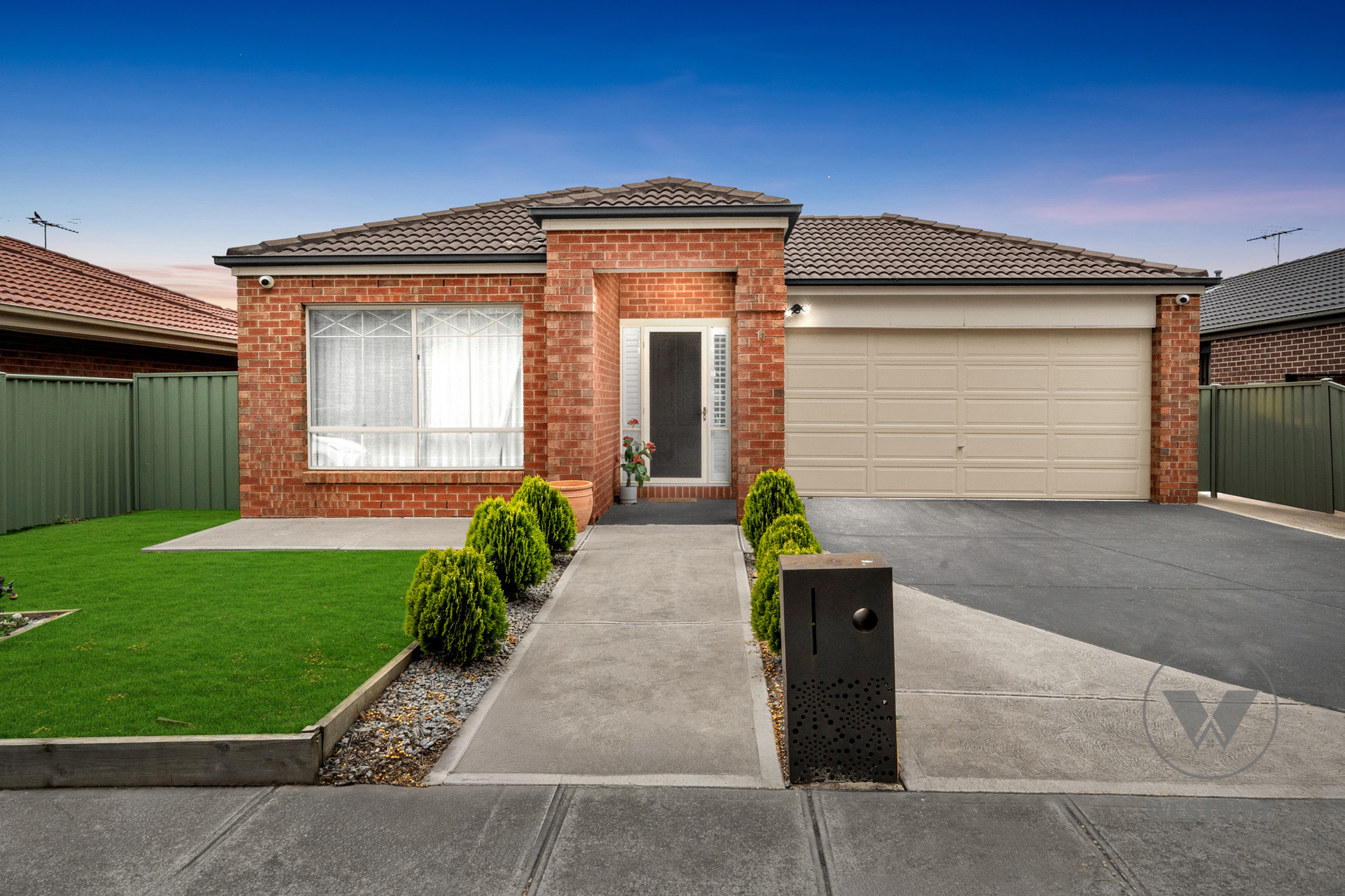 176092405453917831 Rsd