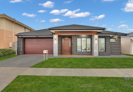 9 Henderson Drive Tarneit VIC 3029 9 Henderson Drive Tarneit VIC 3029