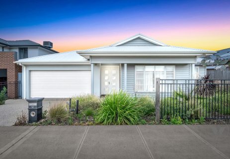 12 Masters Crescent Mambourin VIC 3024 12 Masters Crescent Mambourin VIC 3024