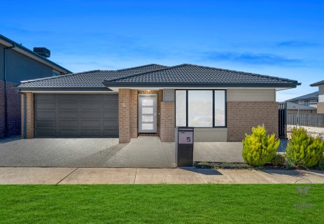 5 Yellowstone Drive Truganina VIC 3029