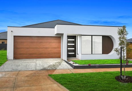 7 Beethistle Drive Rockbank VIC 3335 7 Beethistle Drive Rockbank VIC 3335