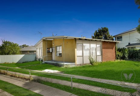 5 Burke Court Laverton VIC 3028