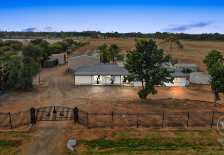 95 Bates Road Little River VIC 3211