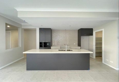 14 Marcela Place Thornhill Park VIC 3335